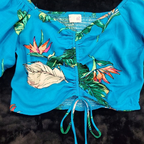 SO Tropical Floral Blue Puff Sleeve Top - Picture 2 of 8